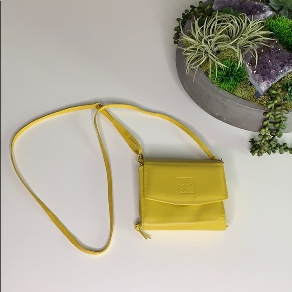 Vintage genuine sunflower leather yellow wallet crossbody bag - Picture 1 of 10